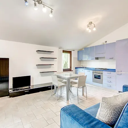 Tranquil In With Garden Διαμέρισμα *
